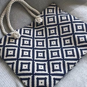 Summer & Rose Navy Diamond Tote NIB RV $50